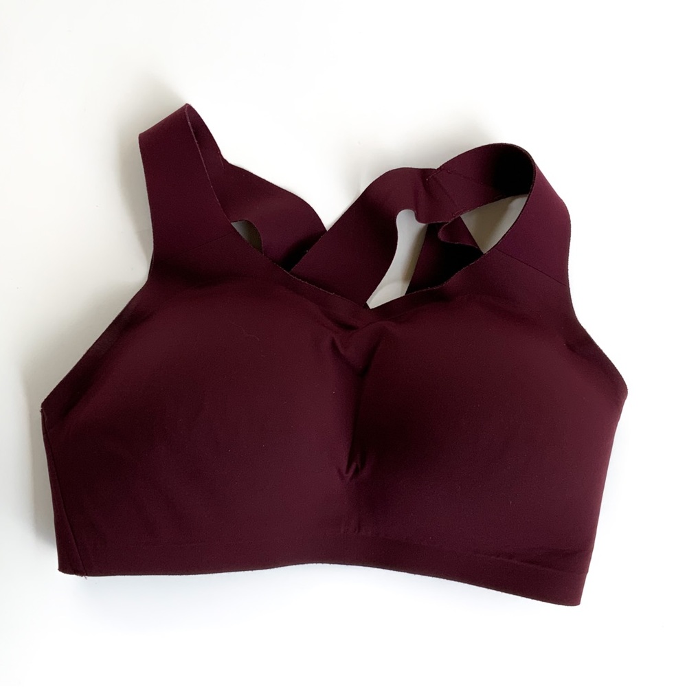 Lululemon Wine Sports Bra 36 DD